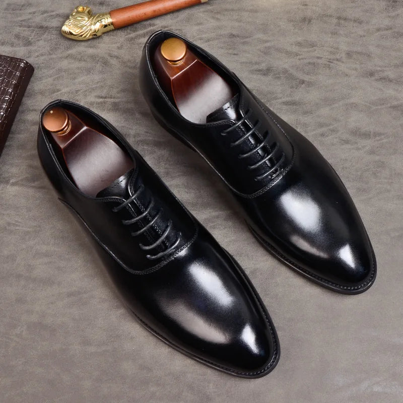 Wizytowe półbuty męskie skórzane brązowe z płaską gumową podeszwą i eleganckim fasonem oxford