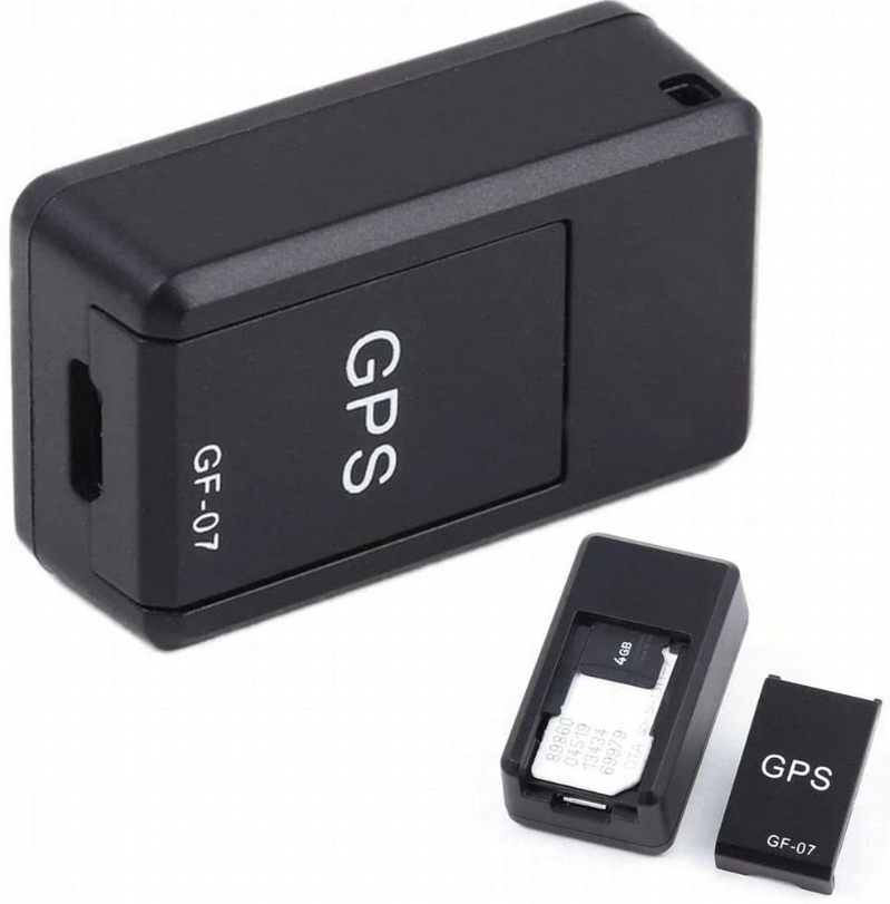 Dyskretny czarny lokalizator GPS z magnesem do ukrytego montażu w samochodzie
