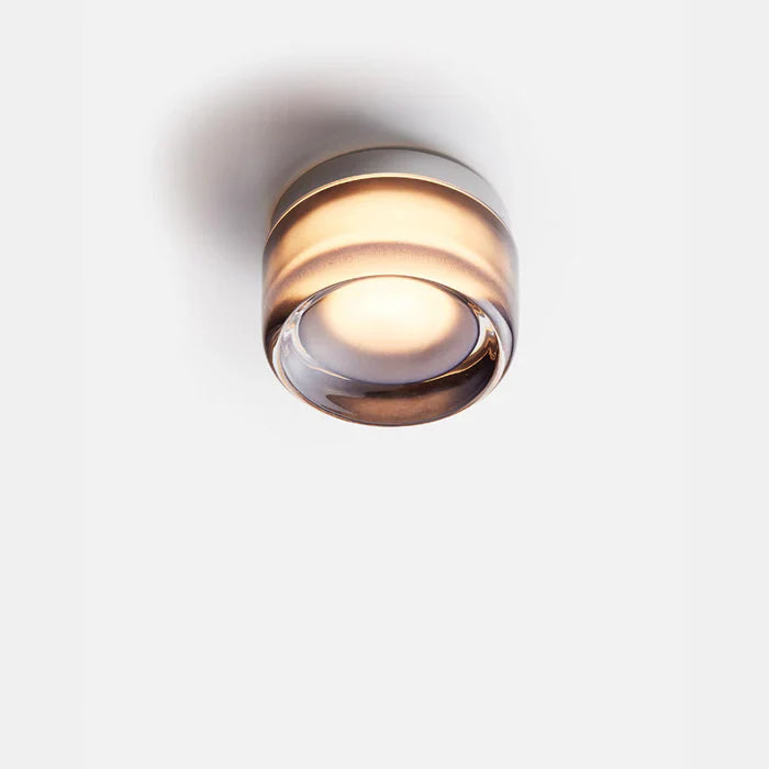 Kompaktowa lampa ścienna LED w nowoczesnej designerskiej oprawie z przyciskowym włącznikiem